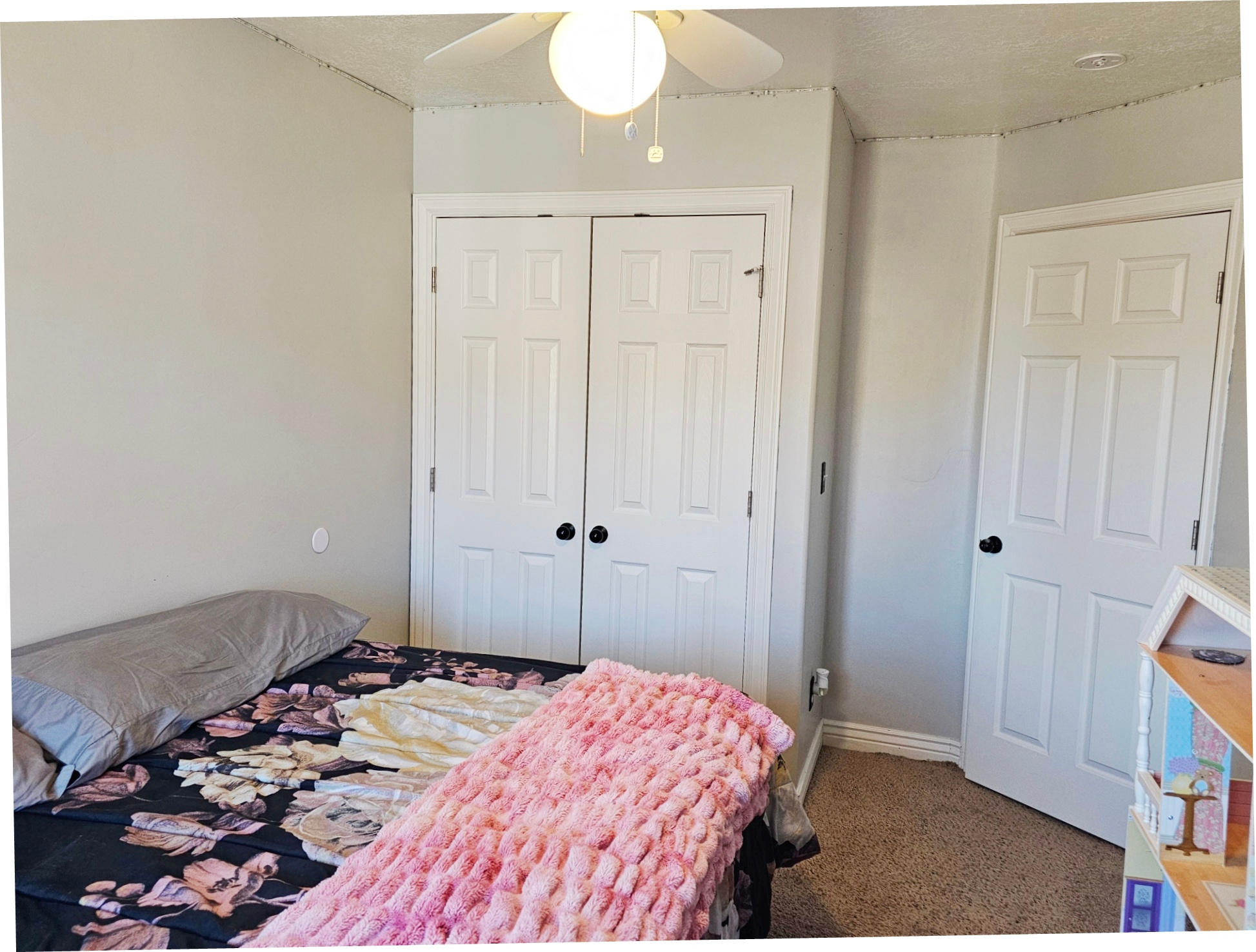 SARATOGA CHASE - Residential