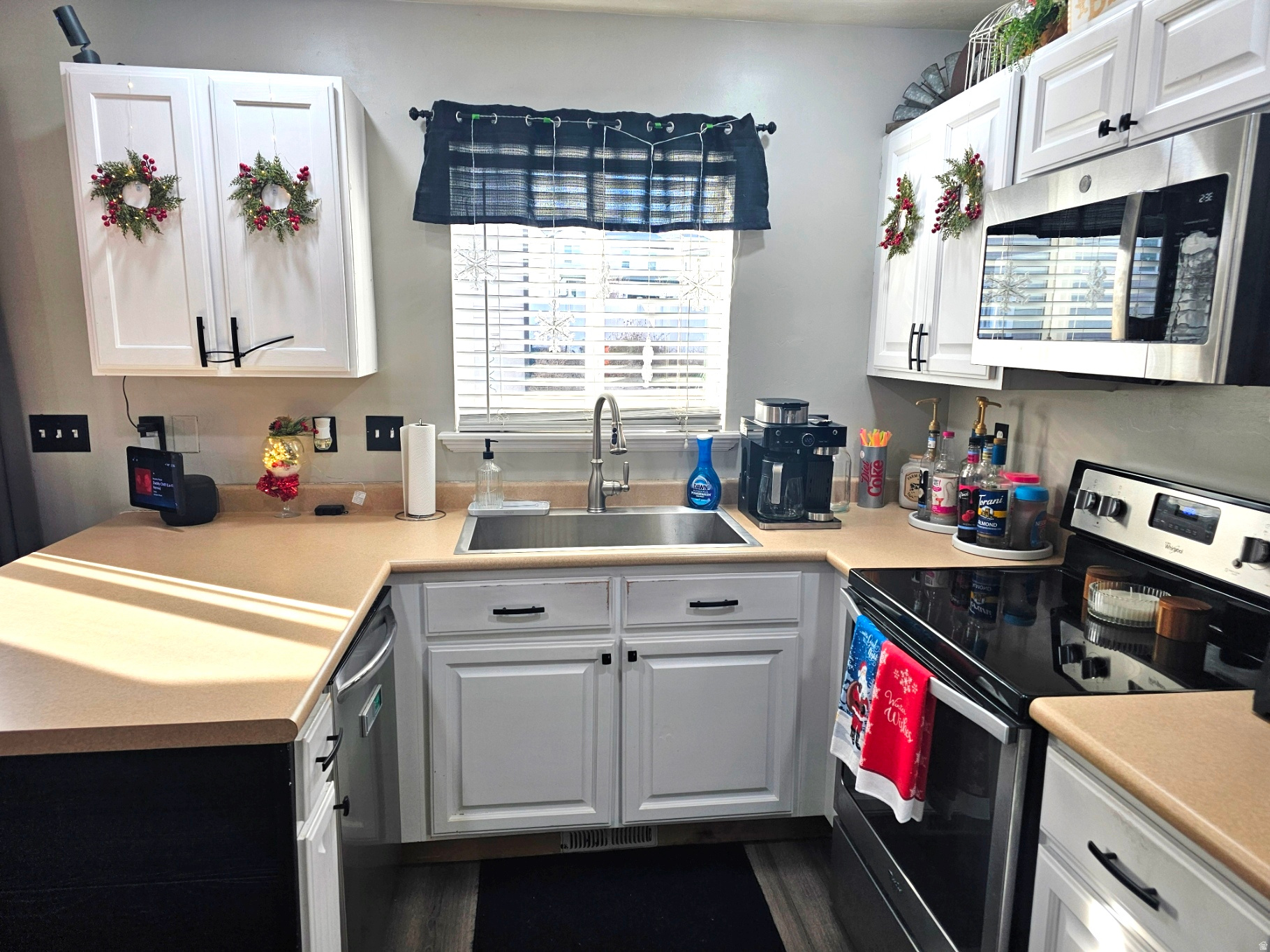 SARATOGA CHASE - Residential