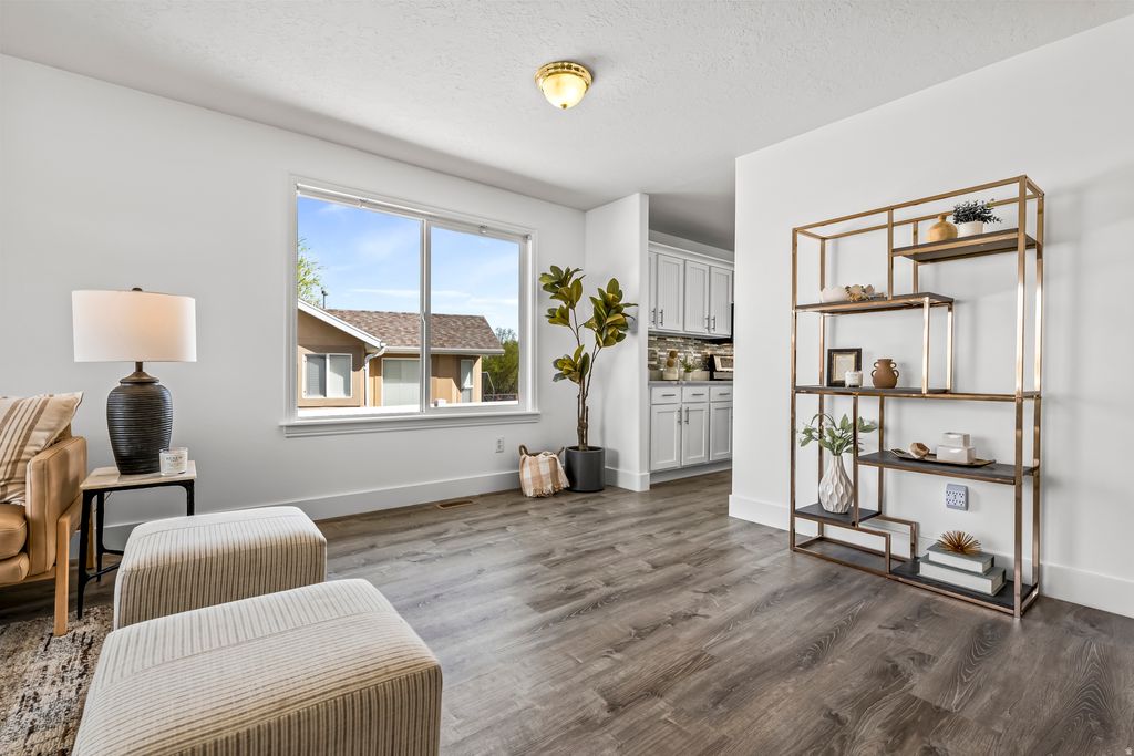 Photo of 58 E WILDHORSE RD, Saratoga Springs, UT 84045 (MLS # 2147240)