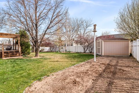 Tiny photo for 58 E WILDHORSE RD, Saratoga Springs, UT 84045 (MLS # 2147240)