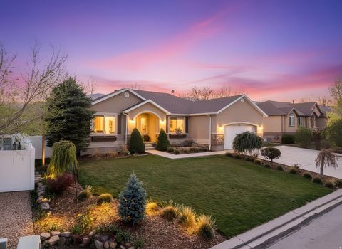 Photo of 58 E WILDHORSE RD, Saratoga Springs, UT 84045 (MLS # 2147240)