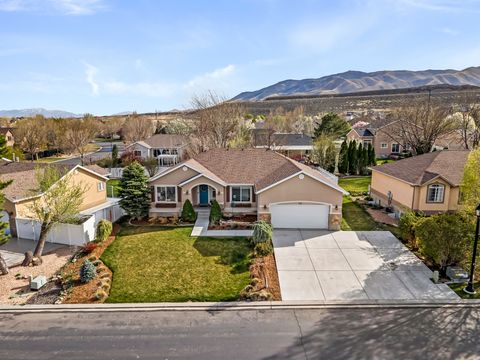 Tiny photo for 58 E WILDHORSE RD, Saratoga Springs, UT 84045 (MLS # 2147240)