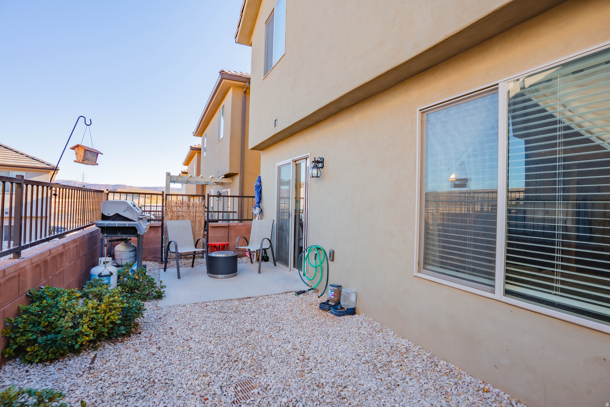 DESERT BLUFF AT DESERT CANYONS TOWNHOMES - Residential