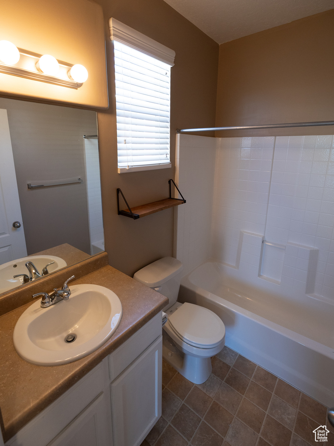 6324 S Traveler Ln, West Jordan, Utah image 10