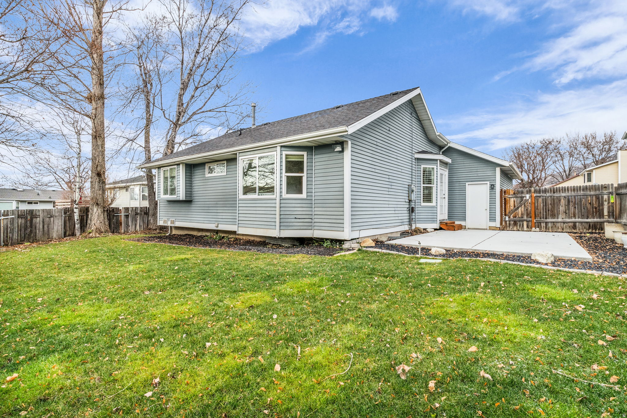 COUNTRY HILLS OF FAR - Residential