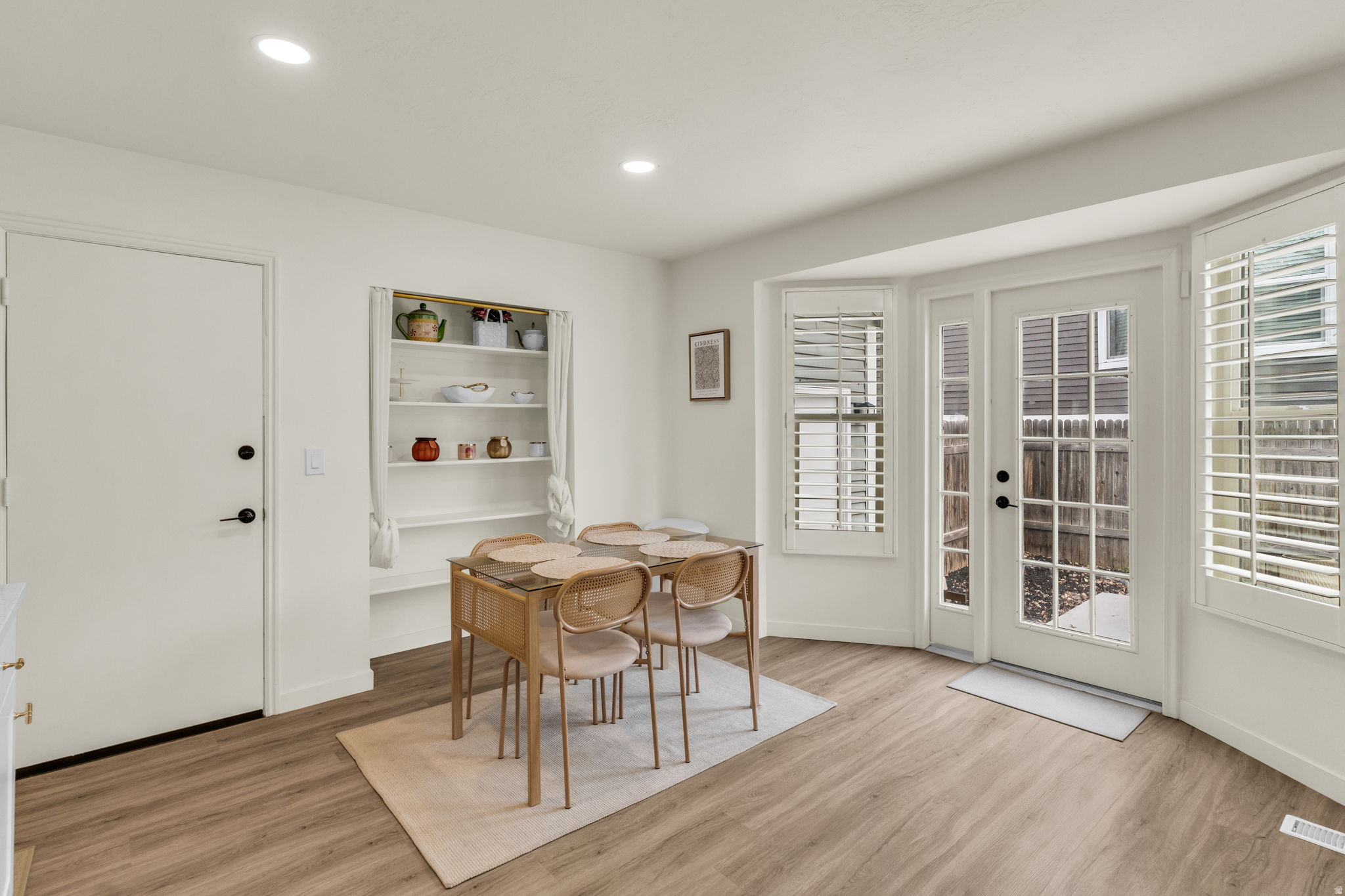 COUNTRY HILLS OF FAR - Residential