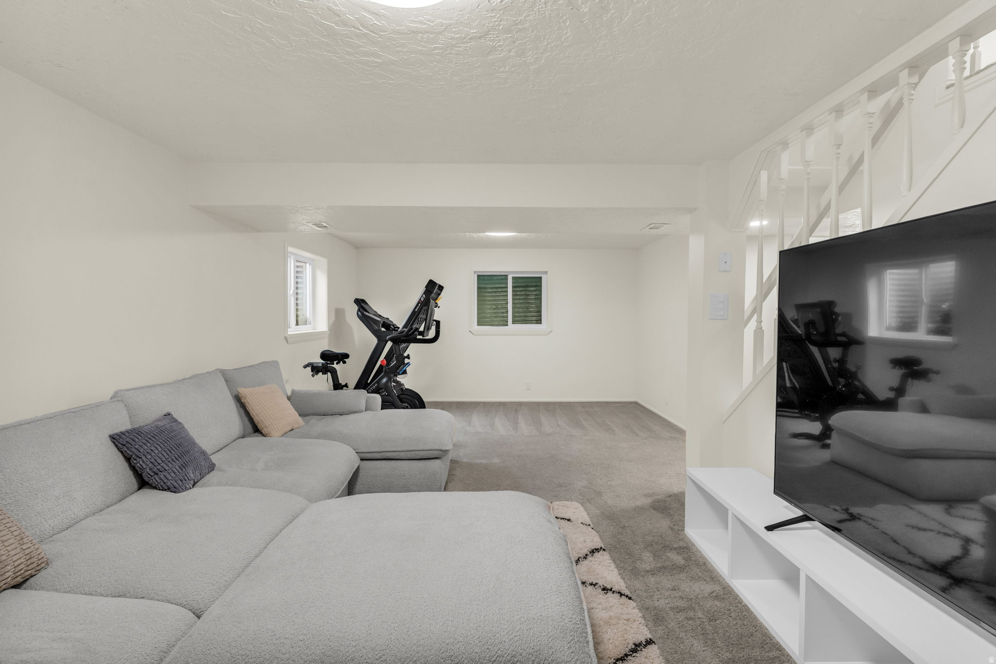 COUNTRY HILLS OF FAR - Residential