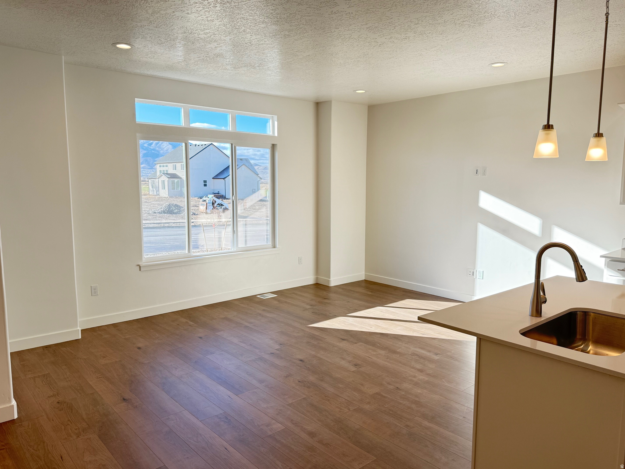 MOONLIGHT VILLAGE - Residential