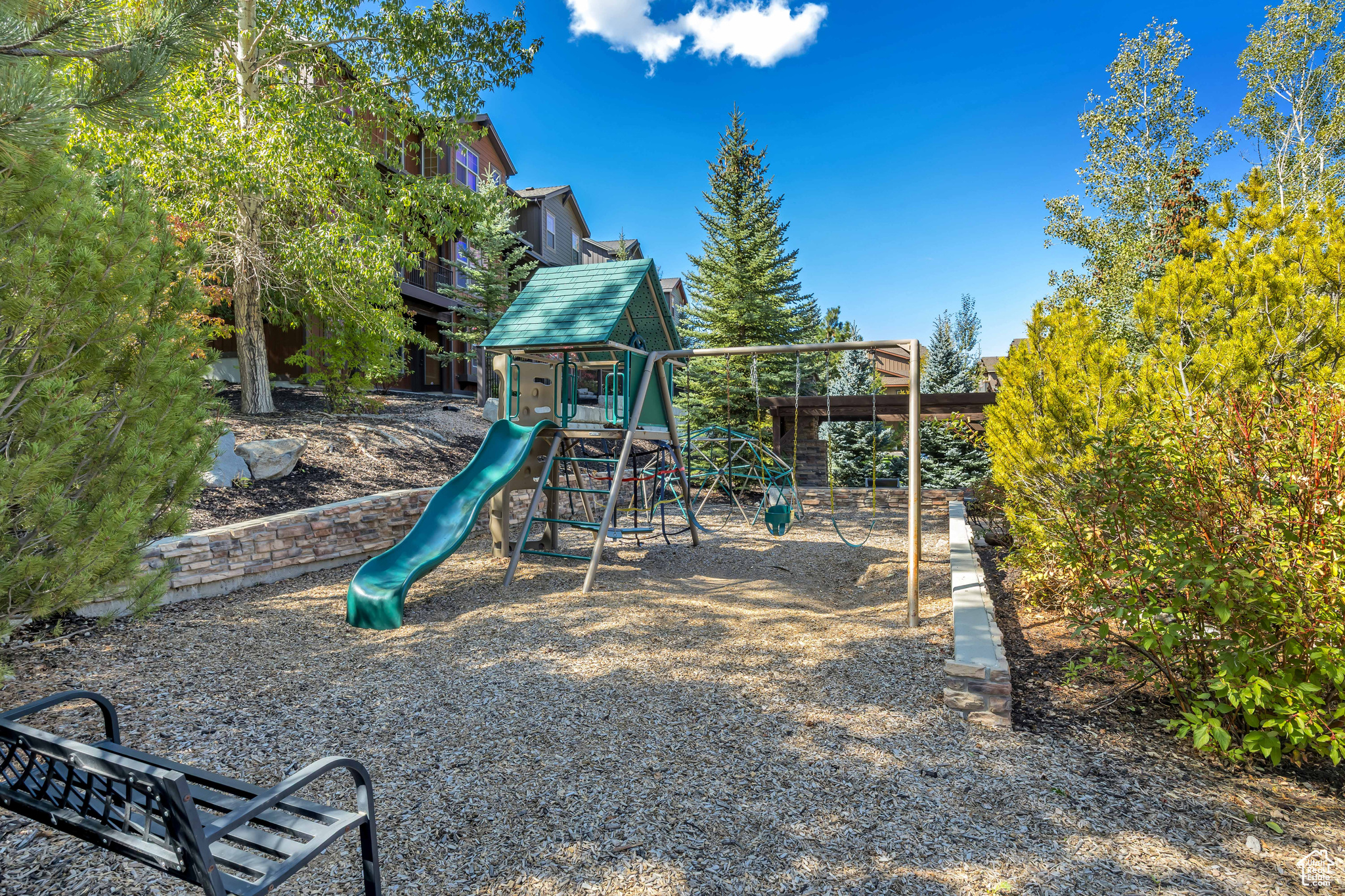 PARKS EDGE - RETREAT AT JORDANELLE - Residential
