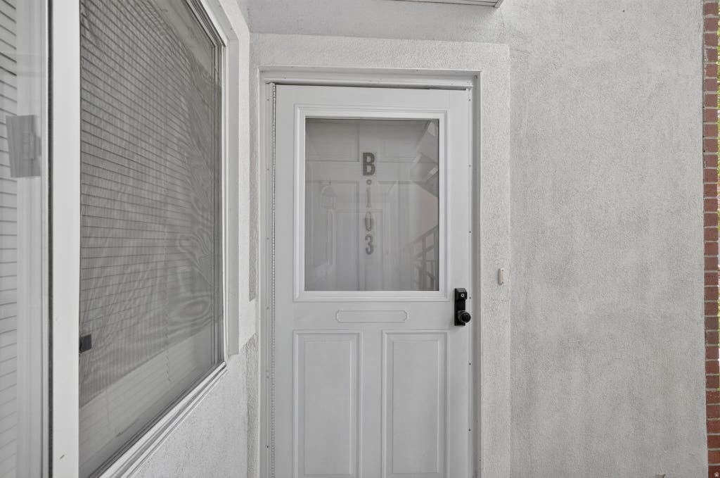 Photo of 1330 W 6690 S #B103, West Jordan, UT 84084 (MLS # 2181300)