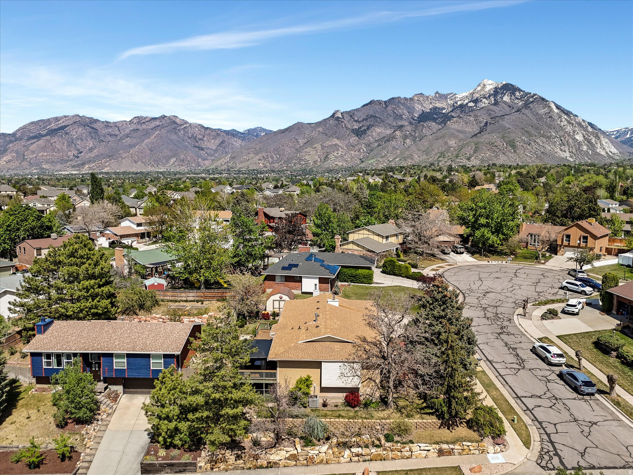 FALCONHURST - Residential