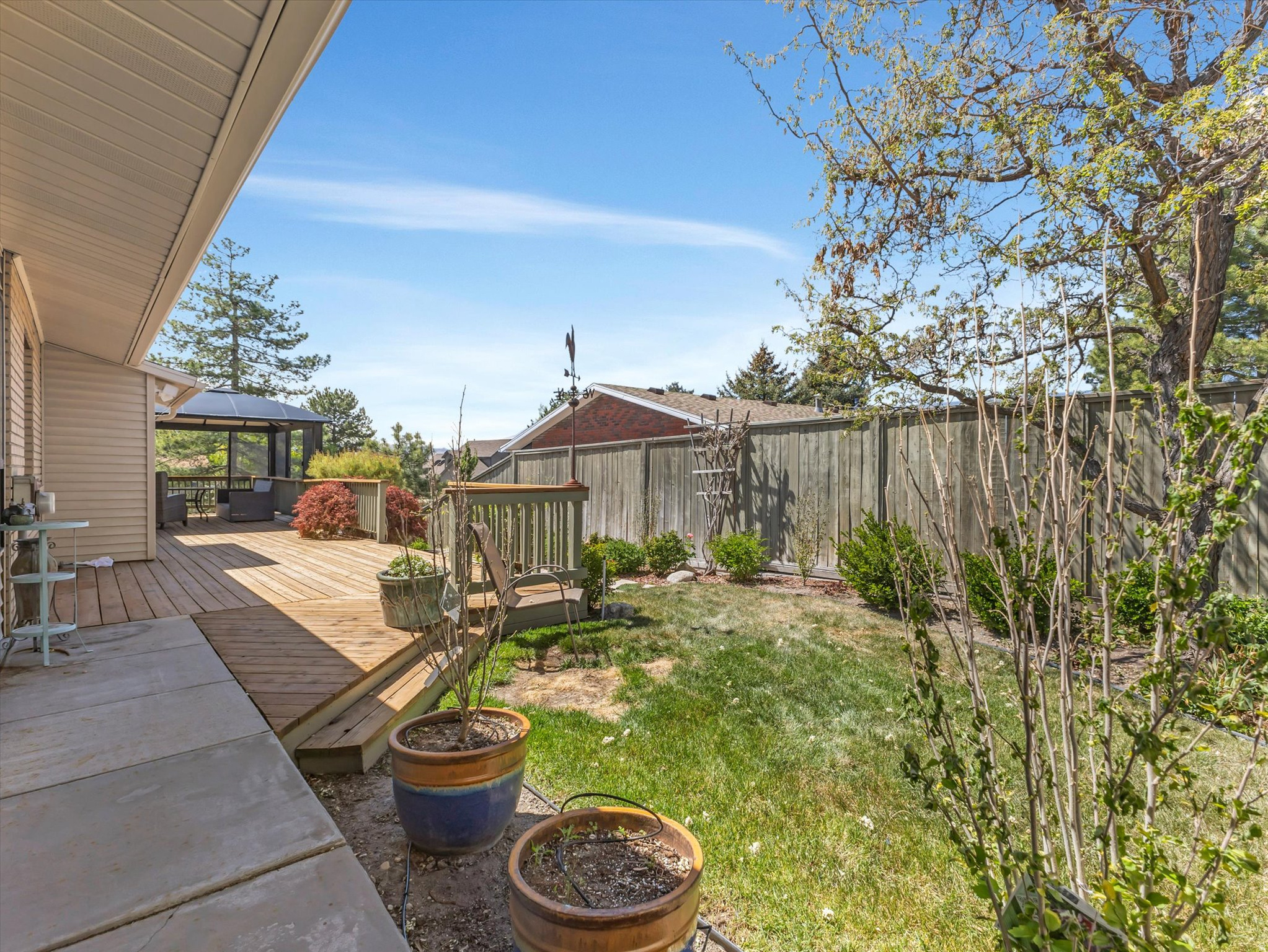 FALCONHURST - Residential
