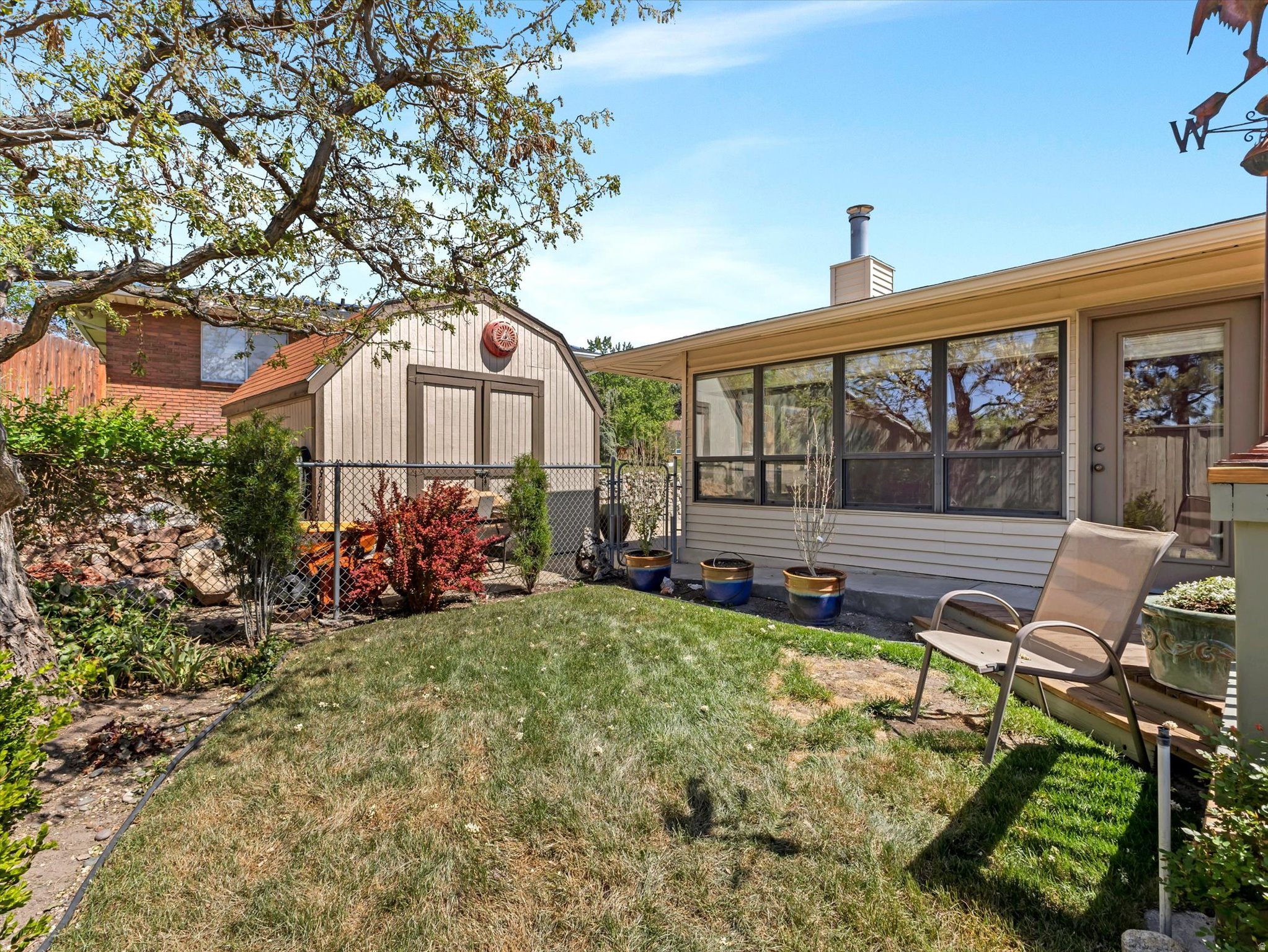 FALCONHURST - Residential