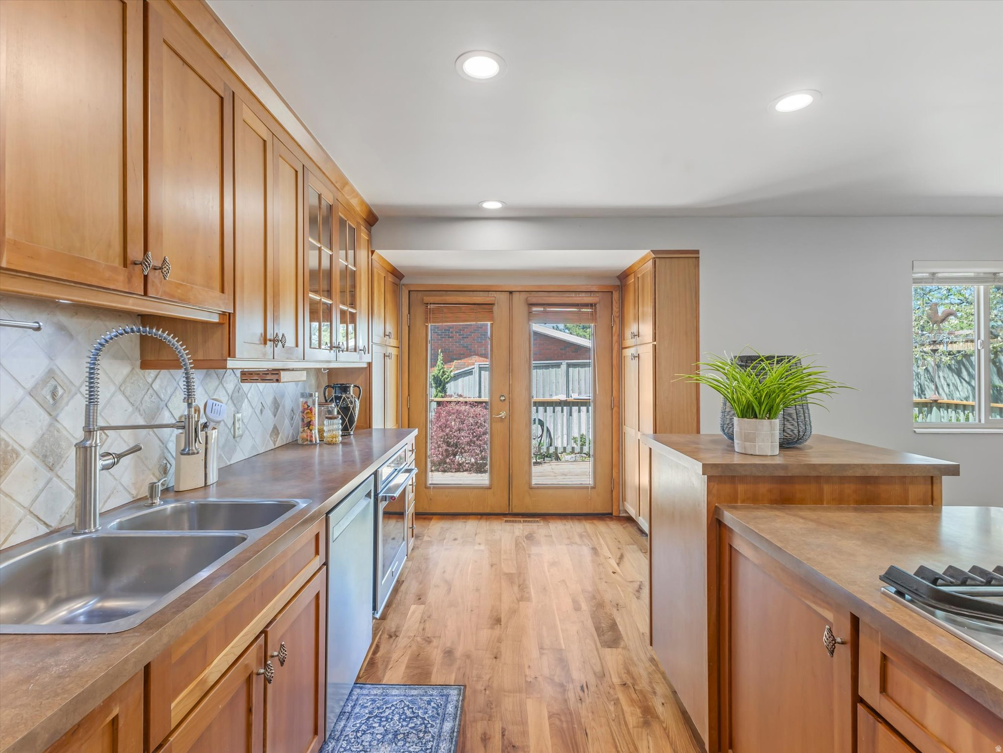 FALCONHURST - Residential