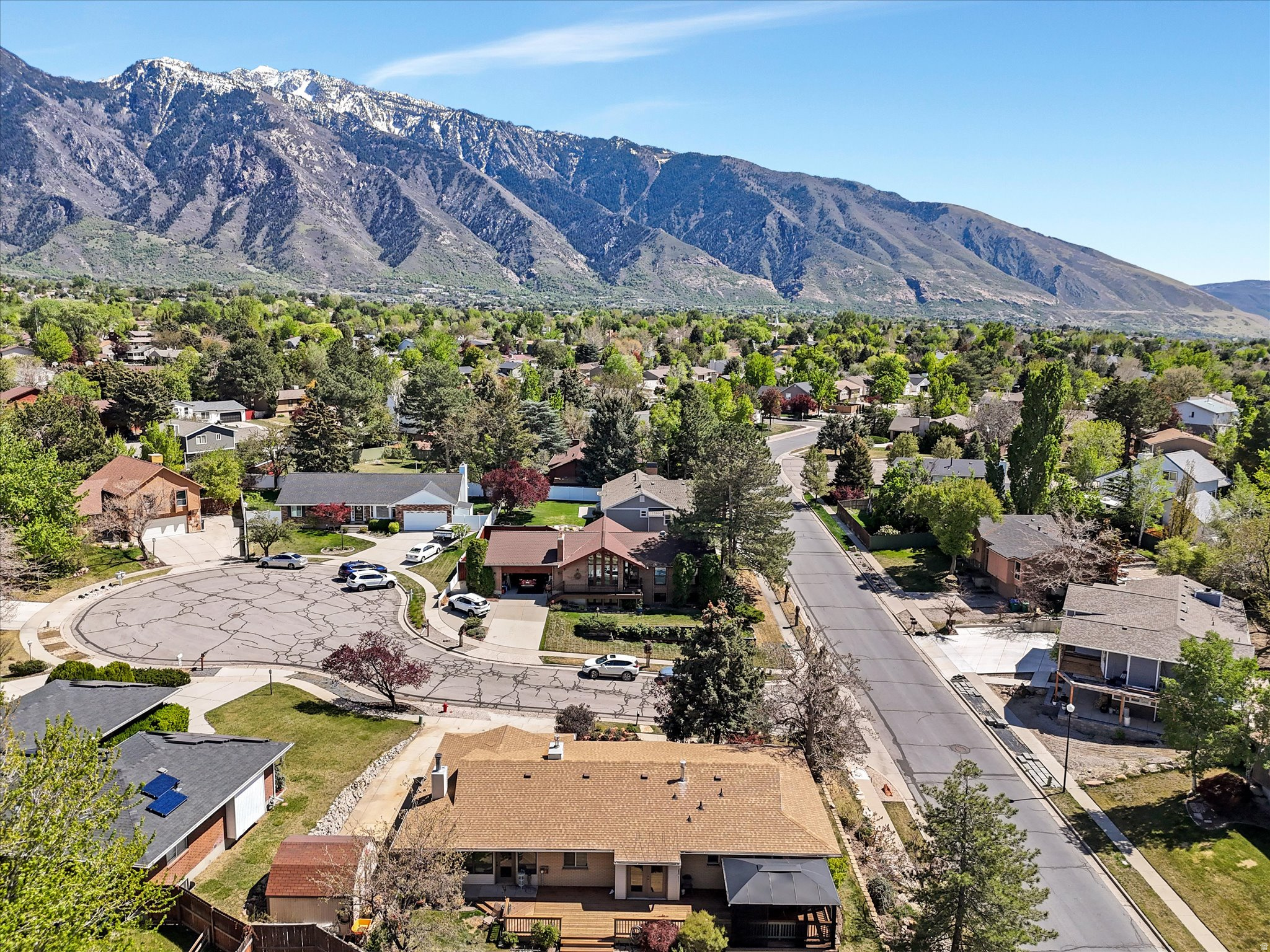 FALCONHURST - Residential