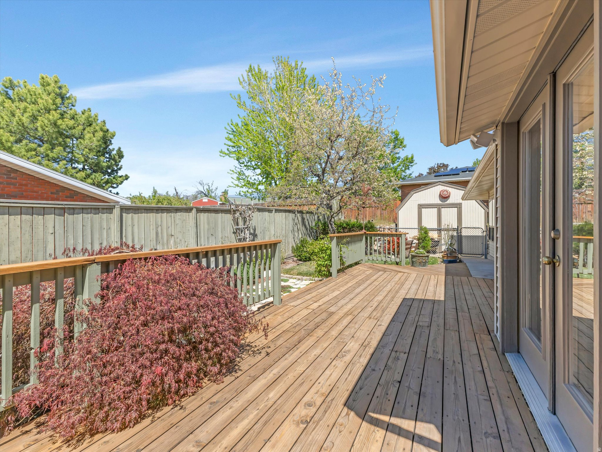 FALCONHURST - Residential