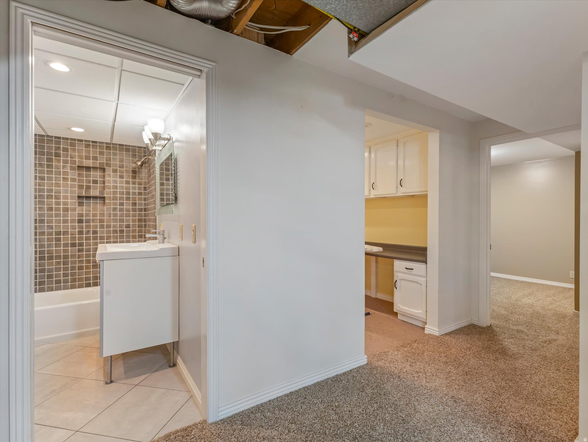 FALCONHURST - Residential