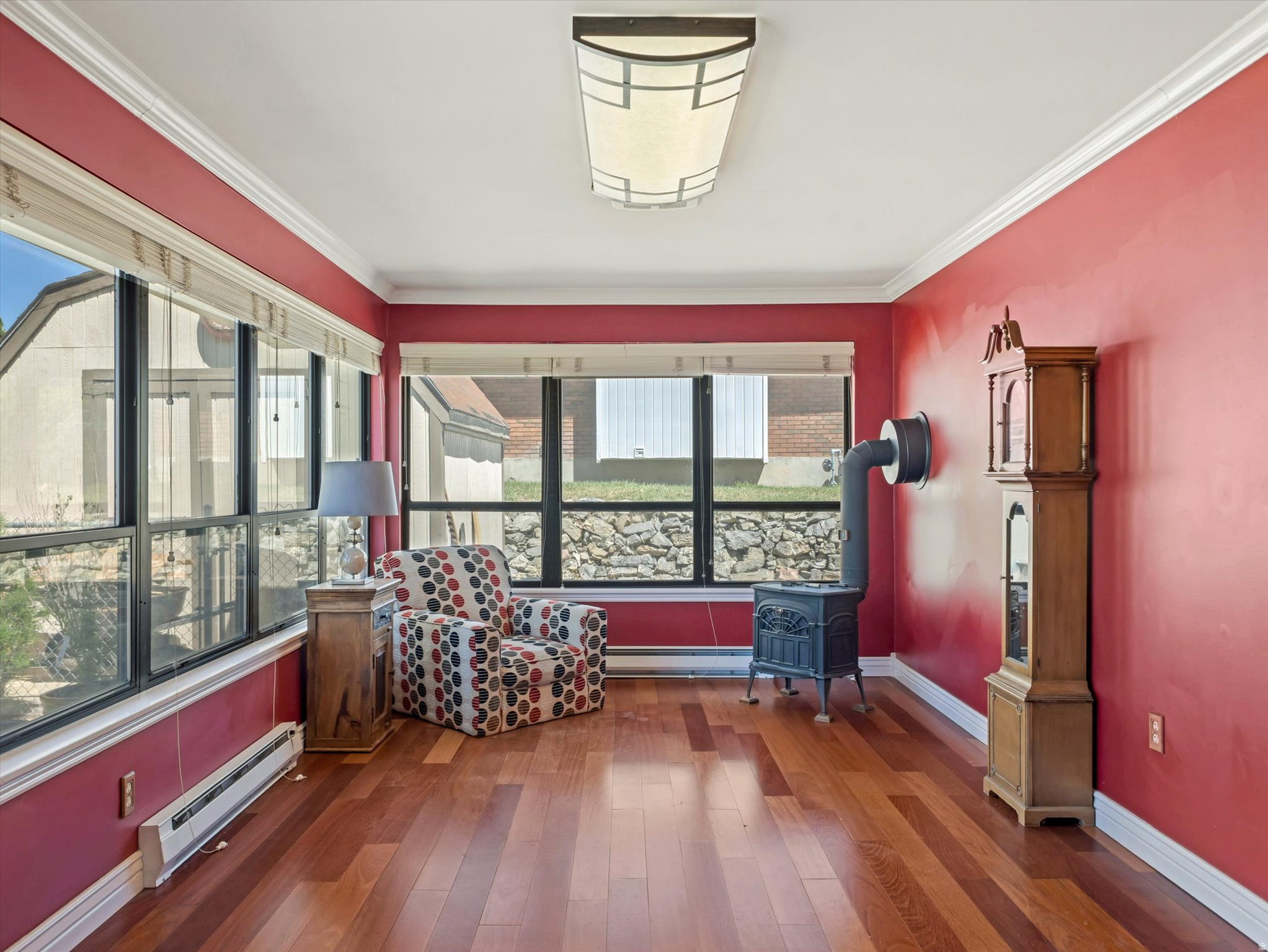 FALCONHURST - Residential
