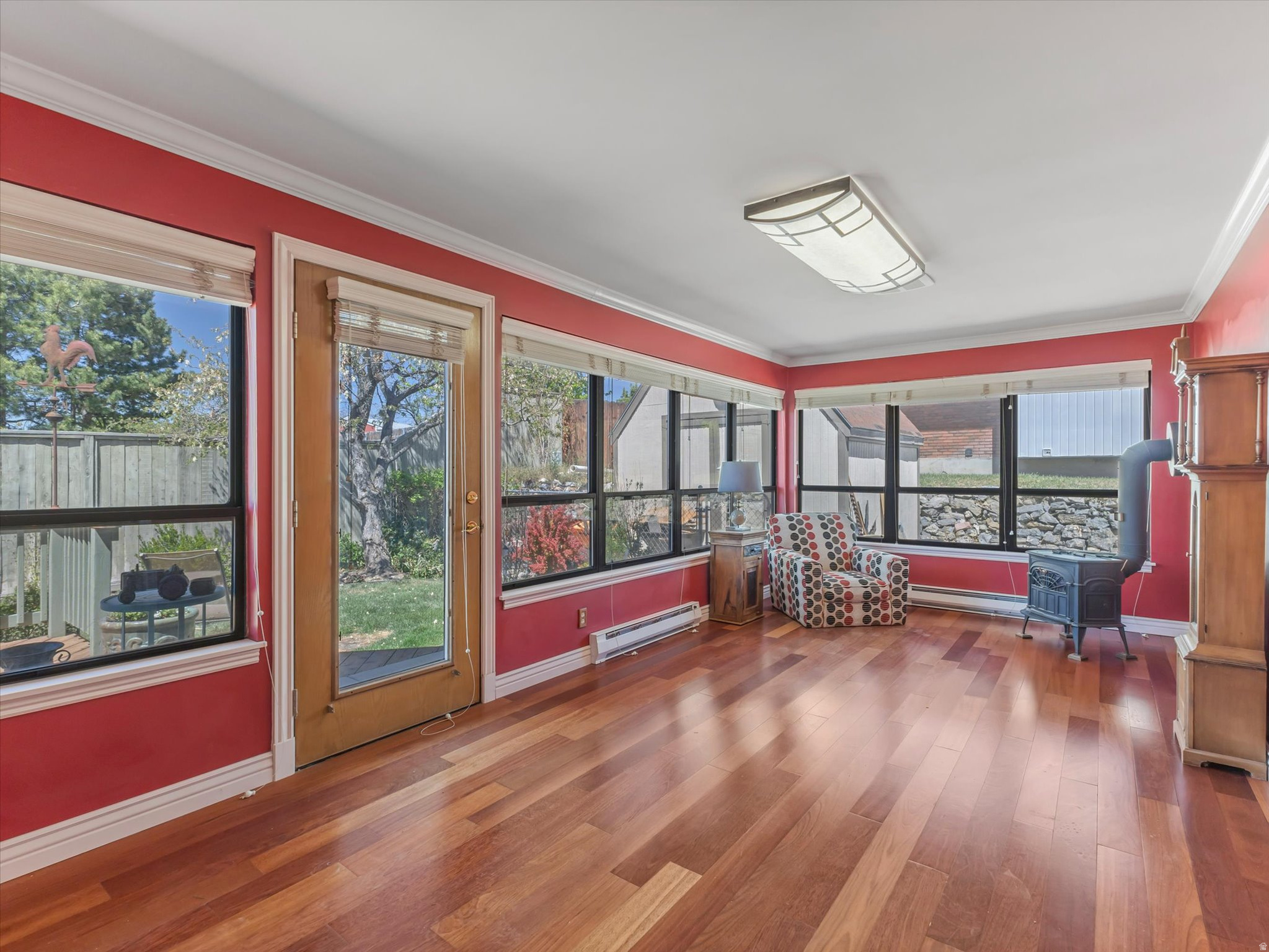 FALCONHURST - Residential