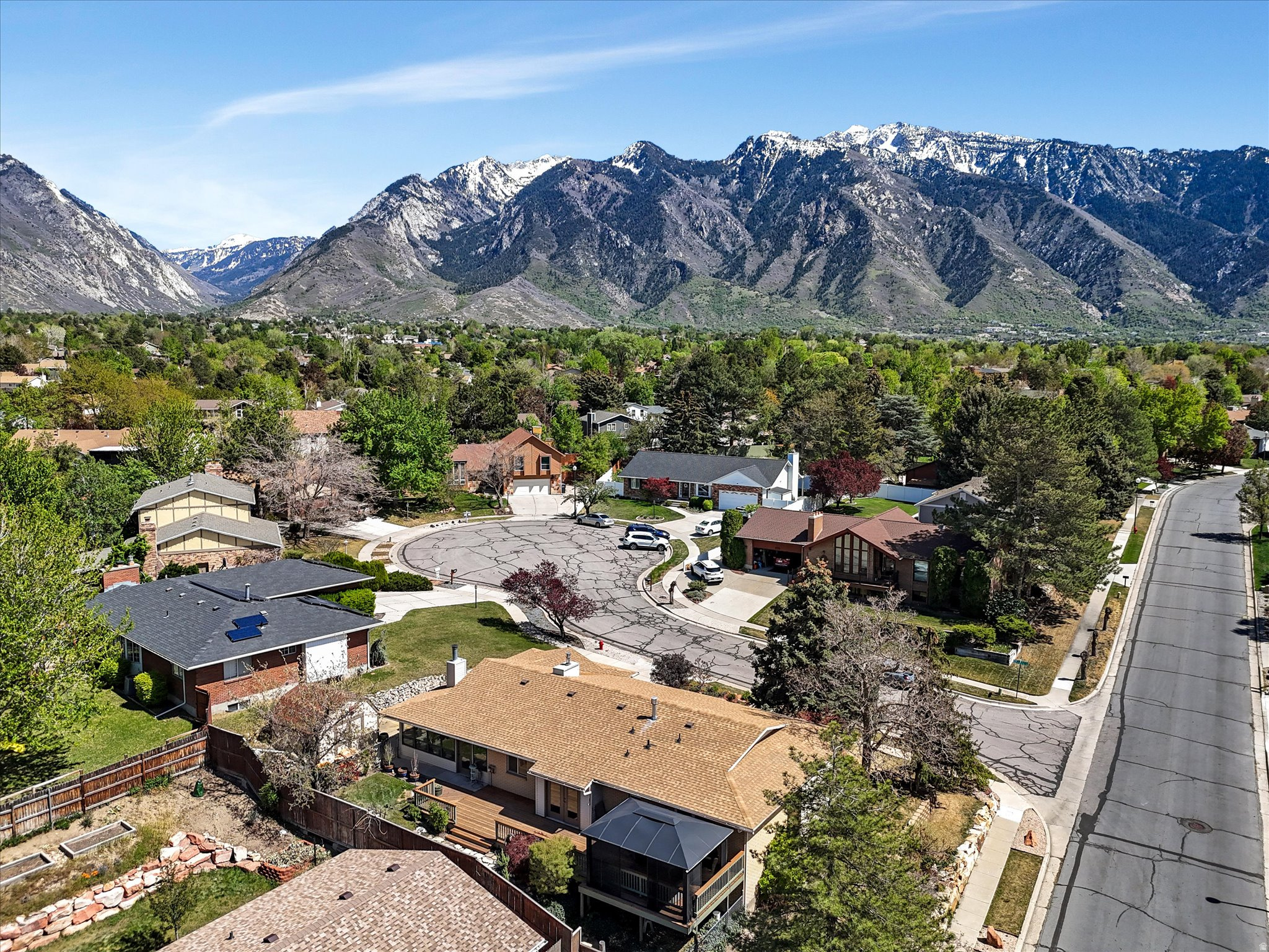 FALCONHURST - Residential