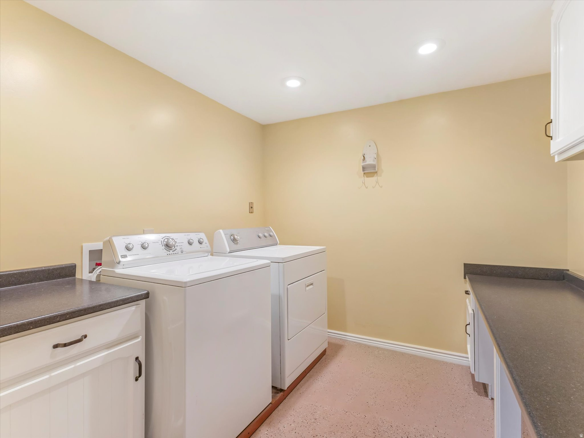 FALCONHURST - Residential