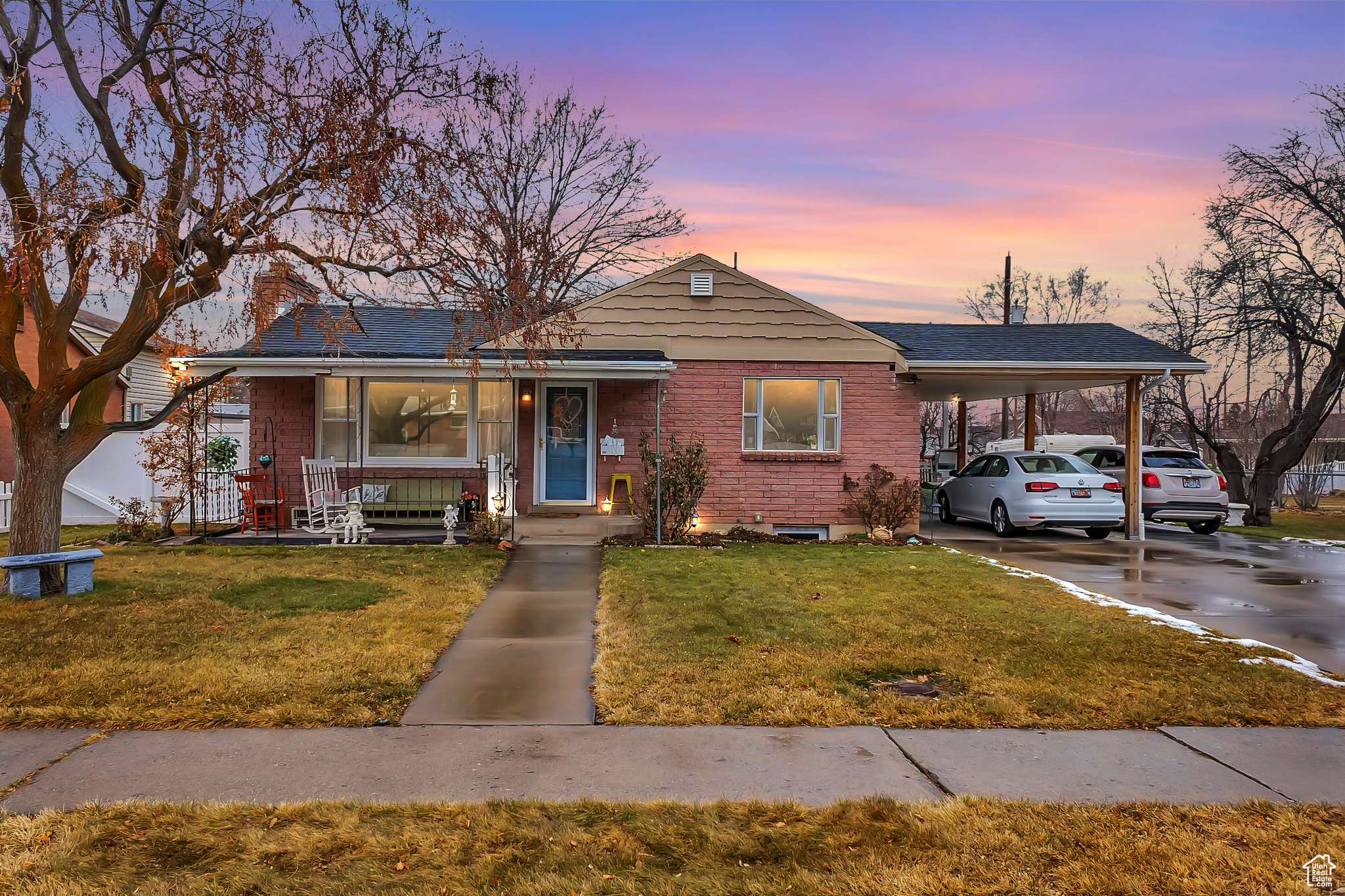 Charming All Brick Remodeled Rambler. Super Cute and Clean 3 Bedrooms, 2.75 Bathroom, Updated Kitchen, New Flooring, paint, plumbing and wiring and Fresh Paint. Very Large Yard with Mature Trees  Close proximity to downtown Springville and shopping.  Truly pride of ownership.  Will Not Last!