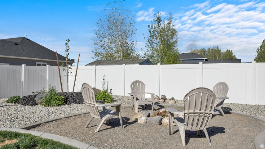 THE PARKS AT DEER HOLLOW SUBDIVISION - Residential