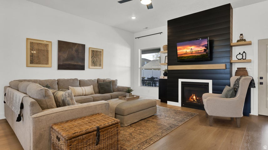 THE PARKS AT DEER HOLLOW SUBDIVISION - Residential