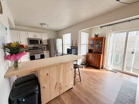 Tiny photo for 7948 N DUNDEE DR, Eagle Mountain, UT 84005 (MLS # 2138611)