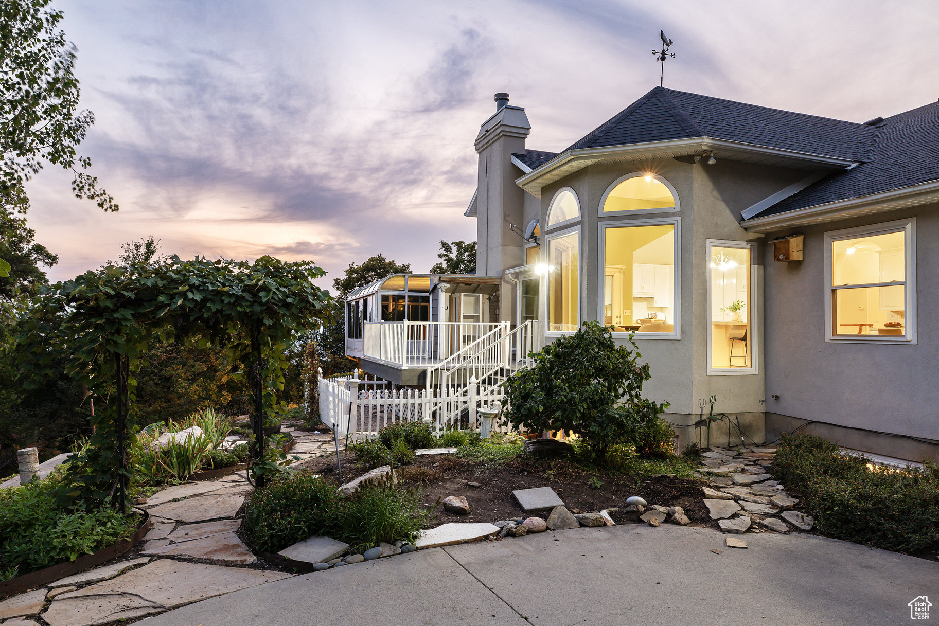 CANYON COVE - Residential