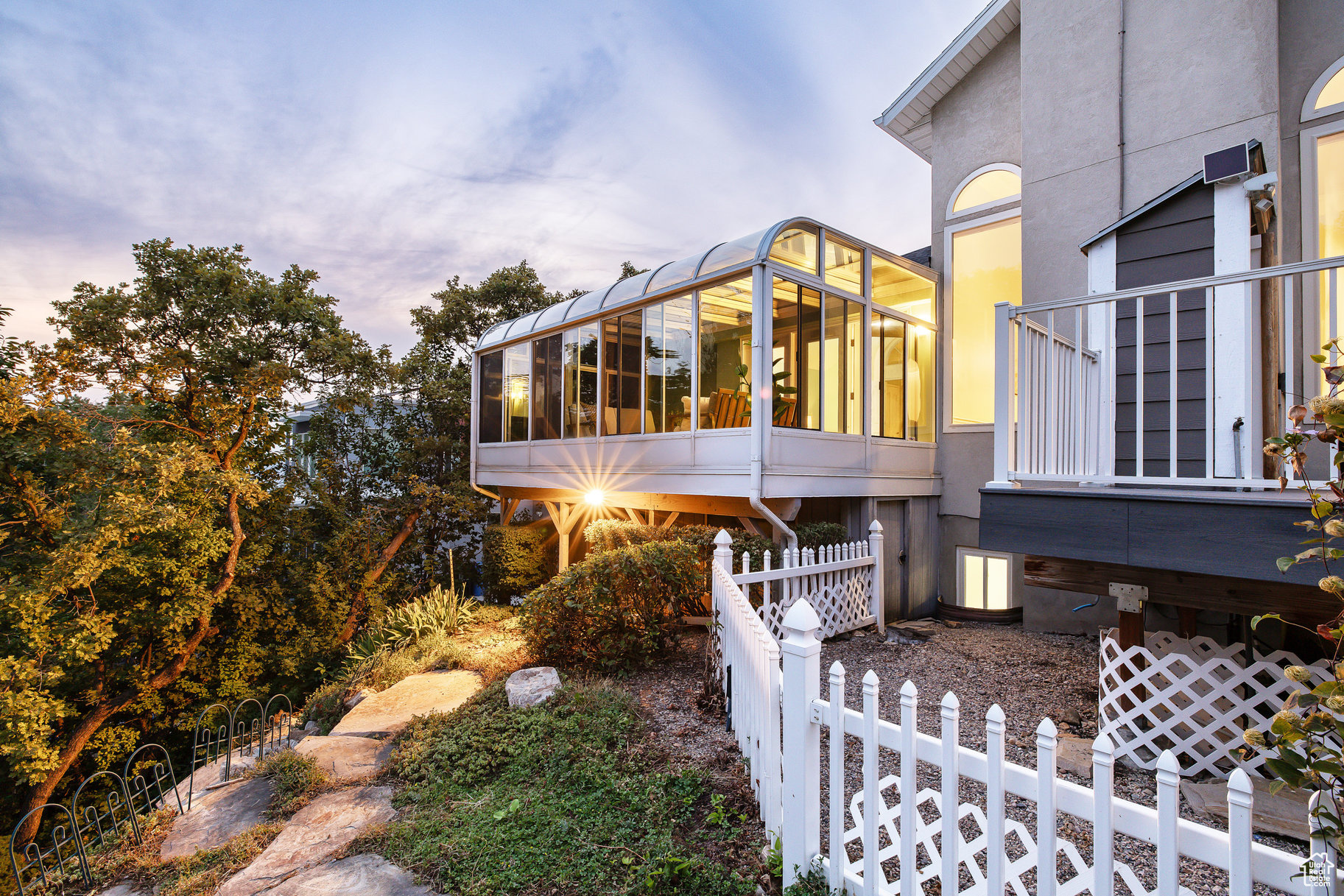CANYON COVE - Residential