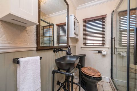 Tiny photo for 2707 S POLK AVE E, Ogden, UT 84403 (MLS # 2126966)