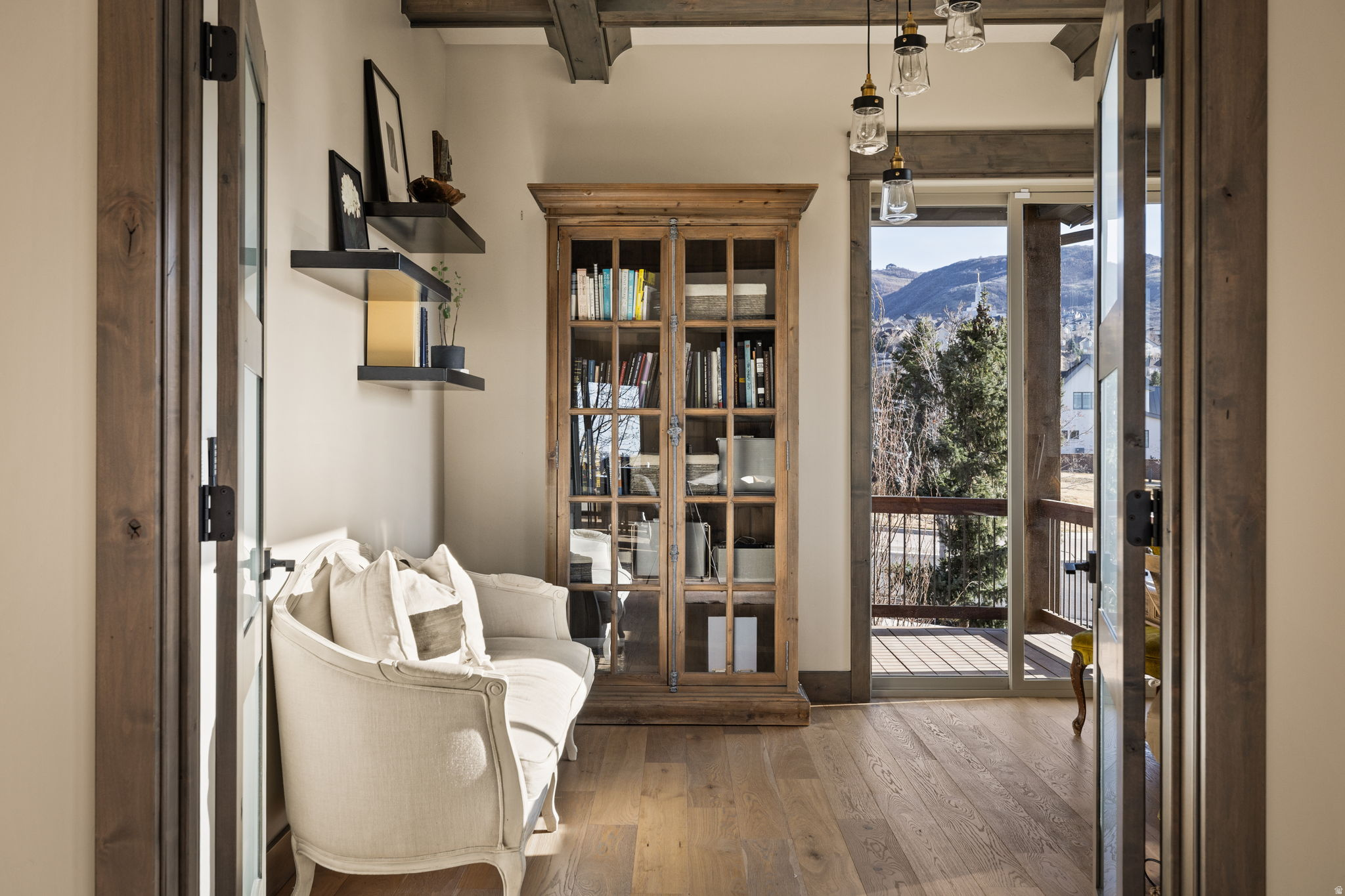 STEEPLE CHASE PH 3 - Residential