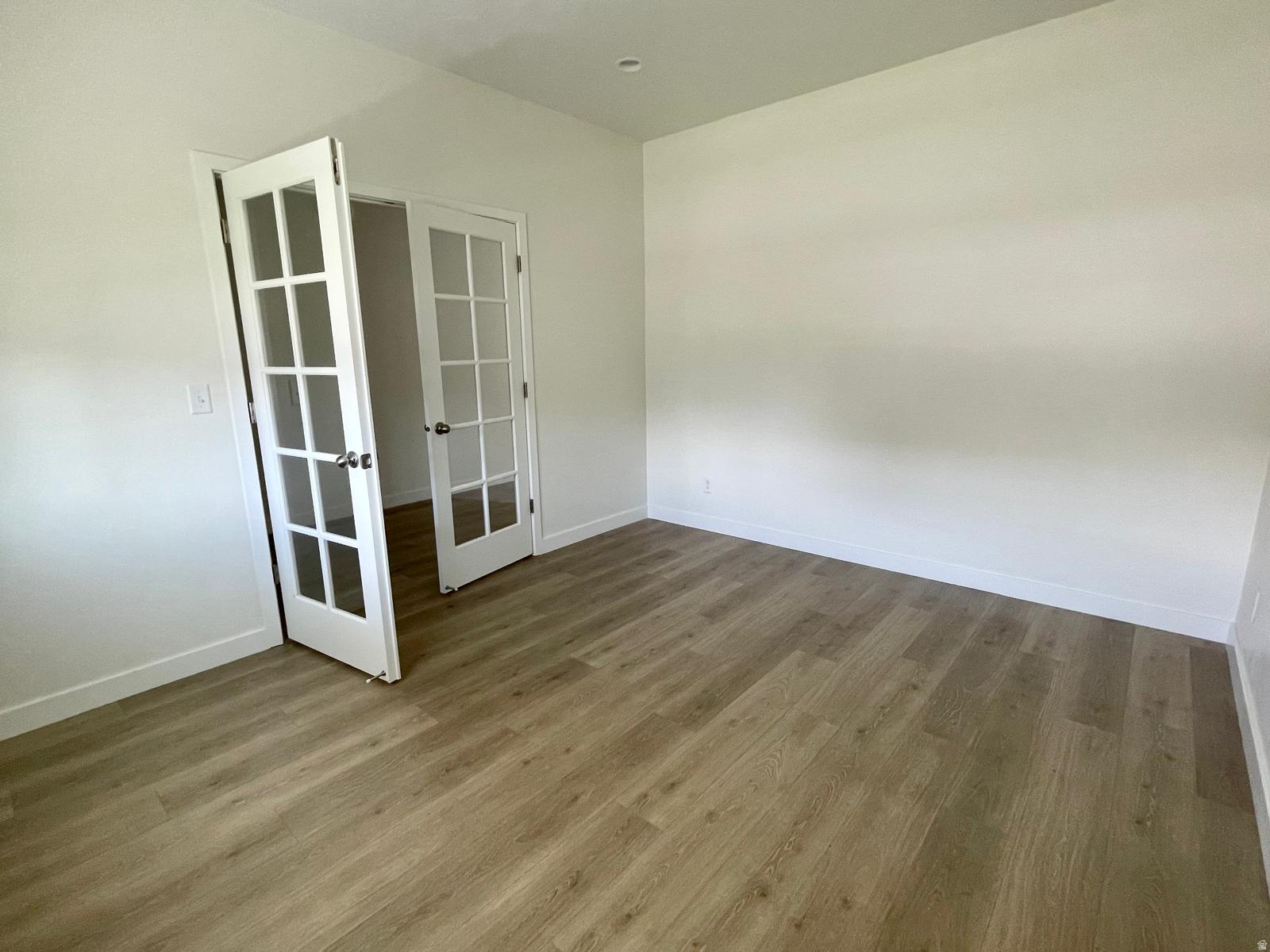 JONES COURT - Residential