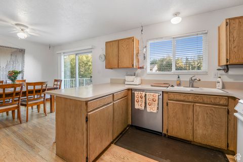 Tiny photo for 98 E 1420 S, Farmington, UT 84025 (MLS # 2118594)