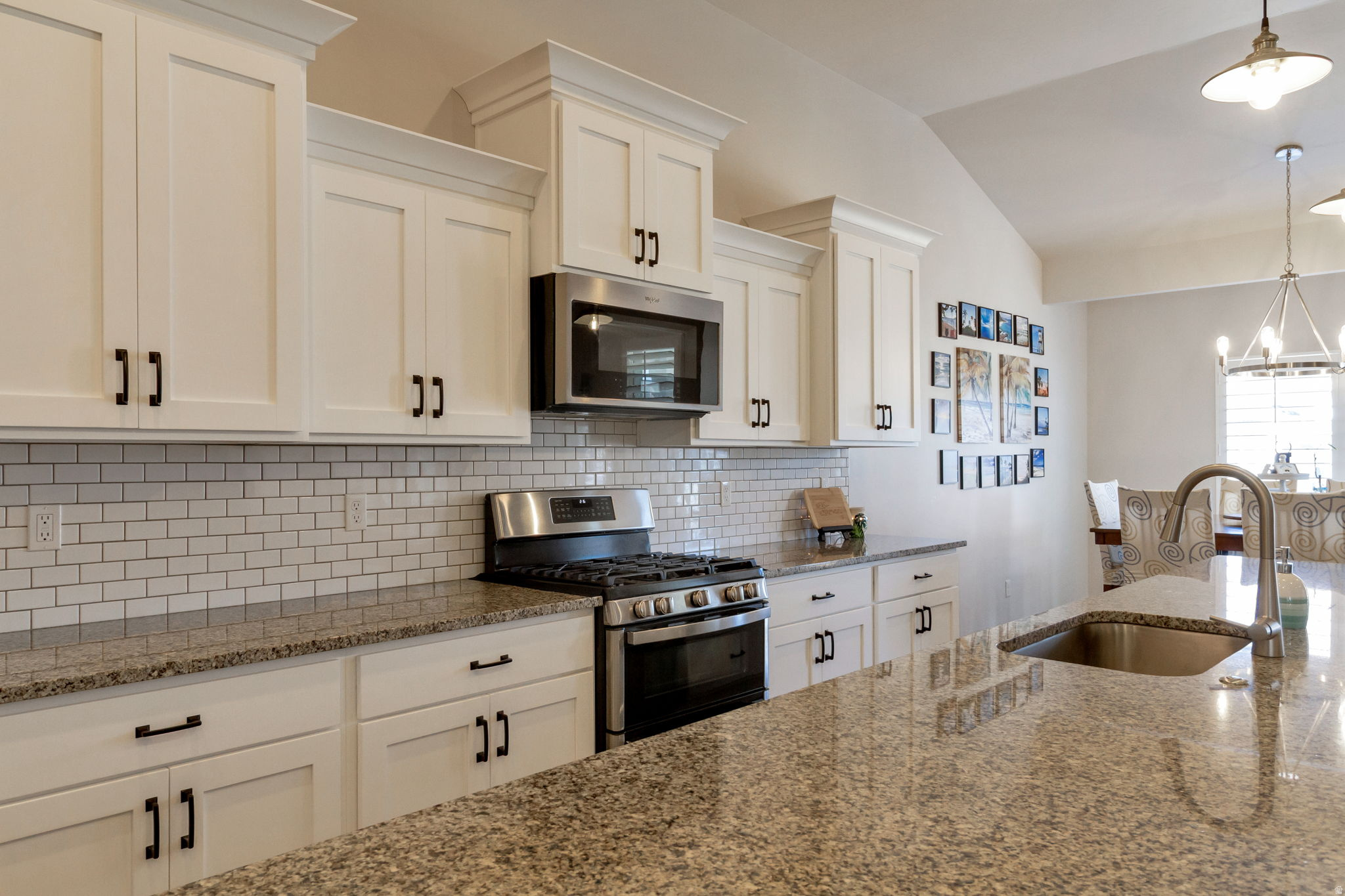 STONEFIELD ESTATES - Residential