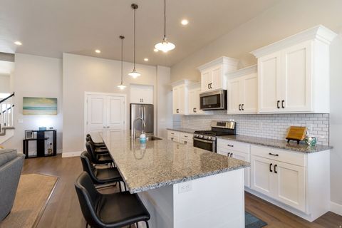 Tiny photo for 2621 S 1580 W, Syracuse, UT 84075 (MLS # 2144828)