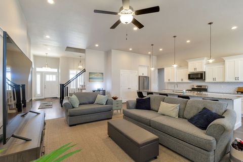 Tiny photo for 2621 S 1580 W, Syracuse, UT 84075 (MLS # 2144828)