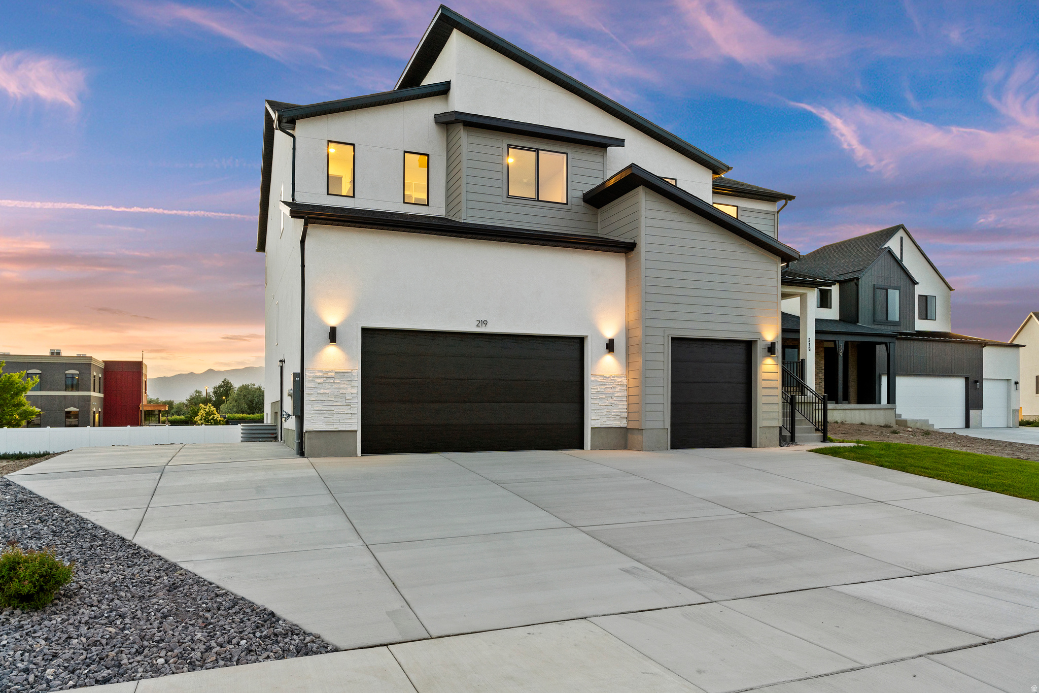 FREEDOM VIEW COVE - Residential