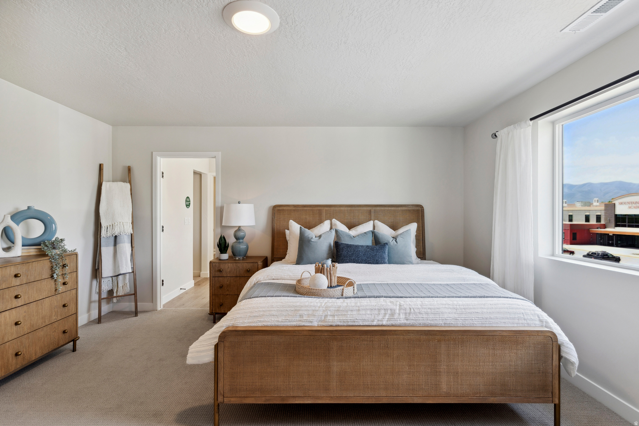 FREEDOM VIEW COVE - Residential