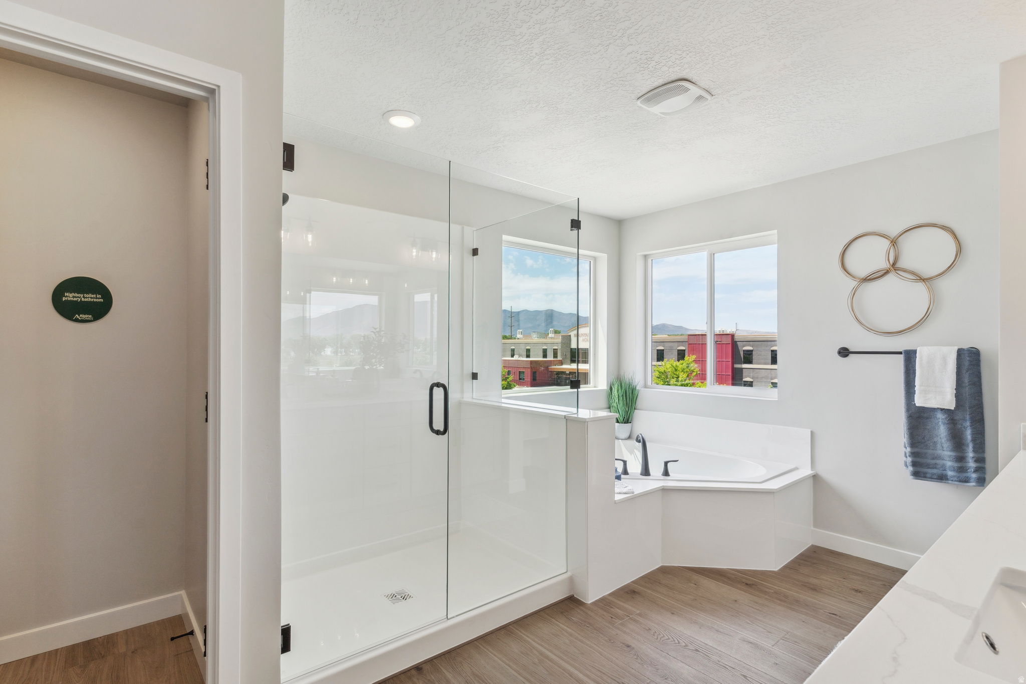 FREEDOM VIEW COVE - Residential