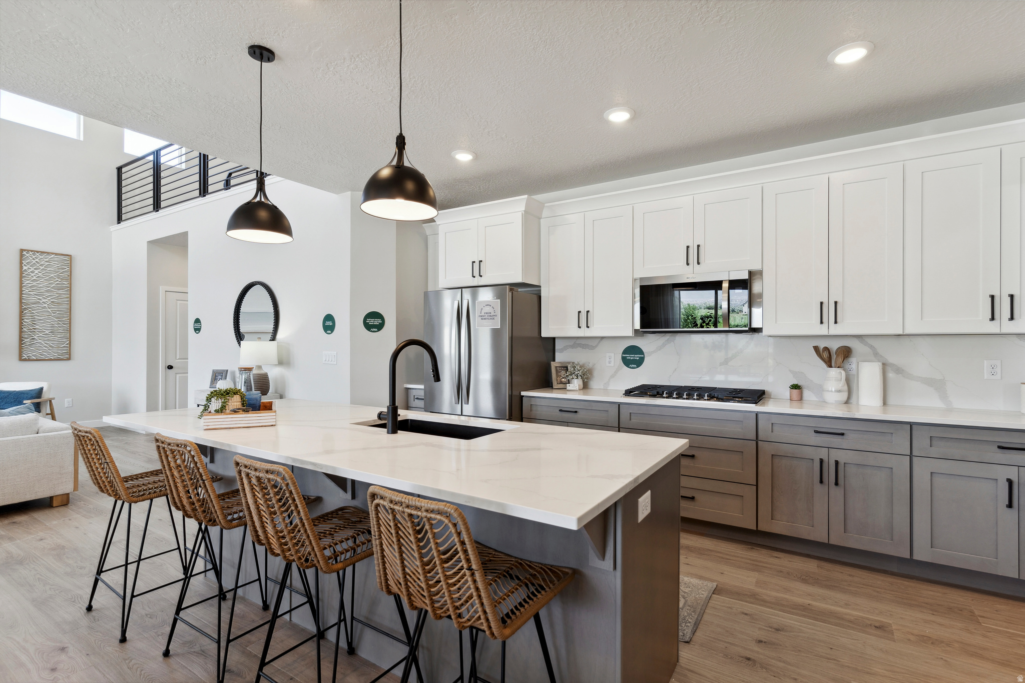 FREEDOM VIEW COVE - Residential