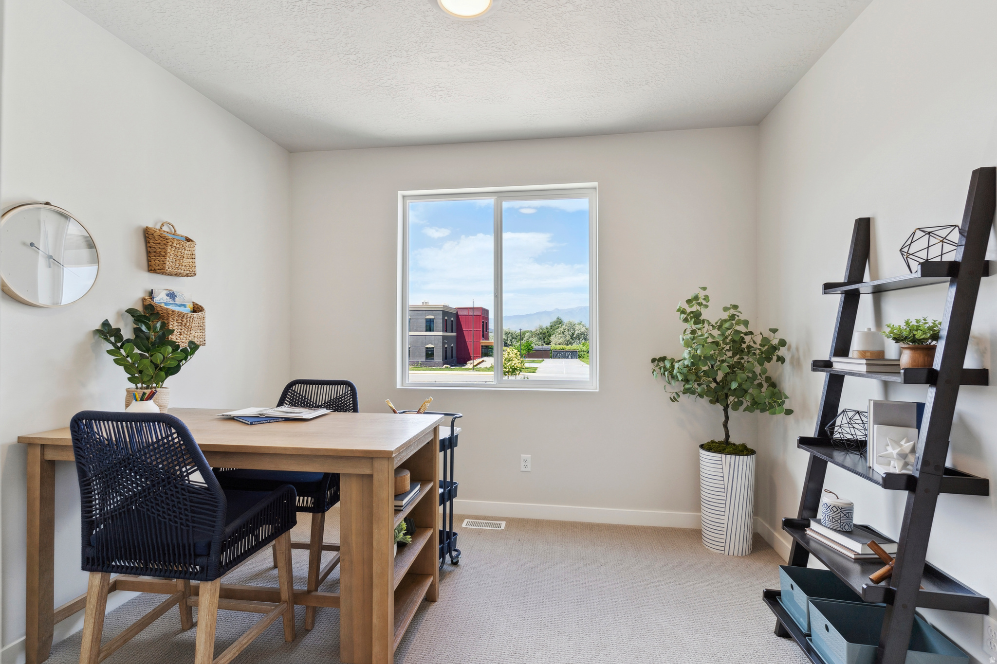 FREEDOM VIEW COVE - Residential