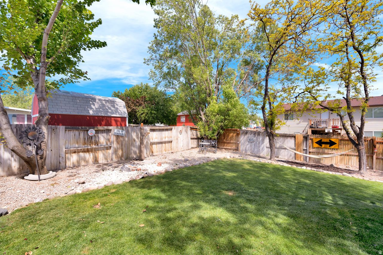OQUIRRH SHADOWS - Residential