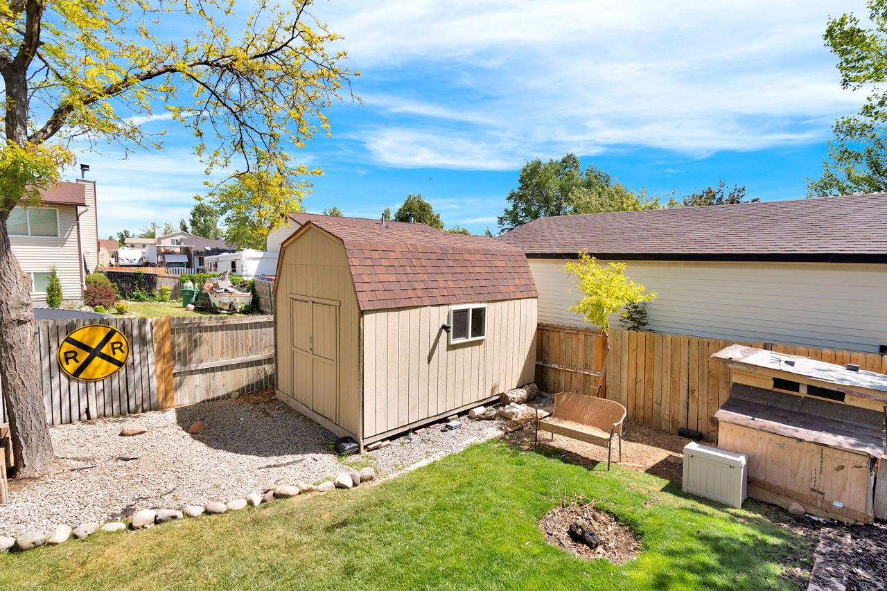 OQUIRRH SHADOWS - Residential