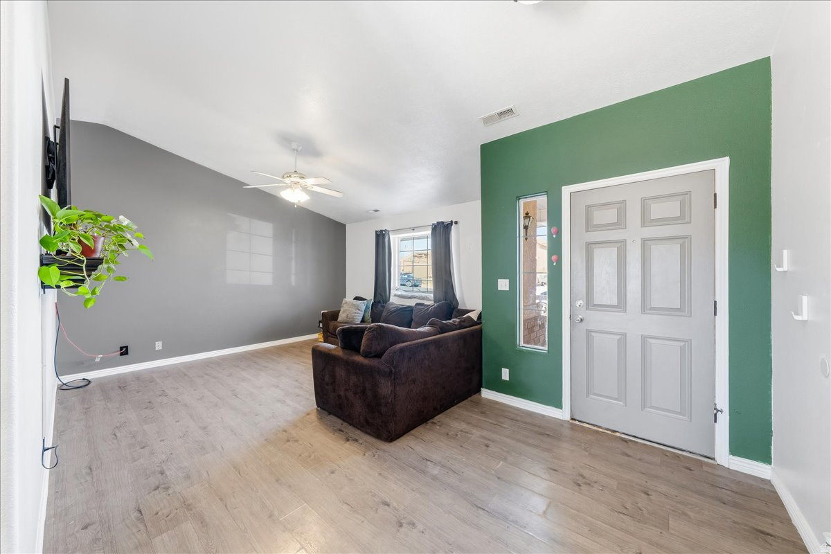 SOUTH POINTE 3 - Residential