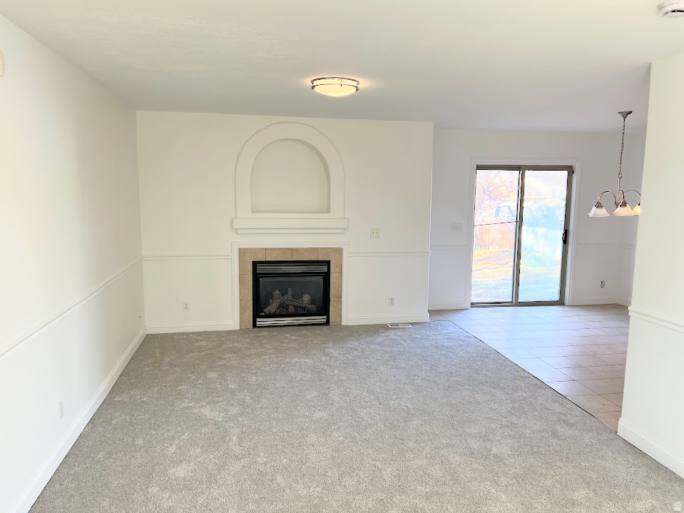 KACEY LYNN - Residential