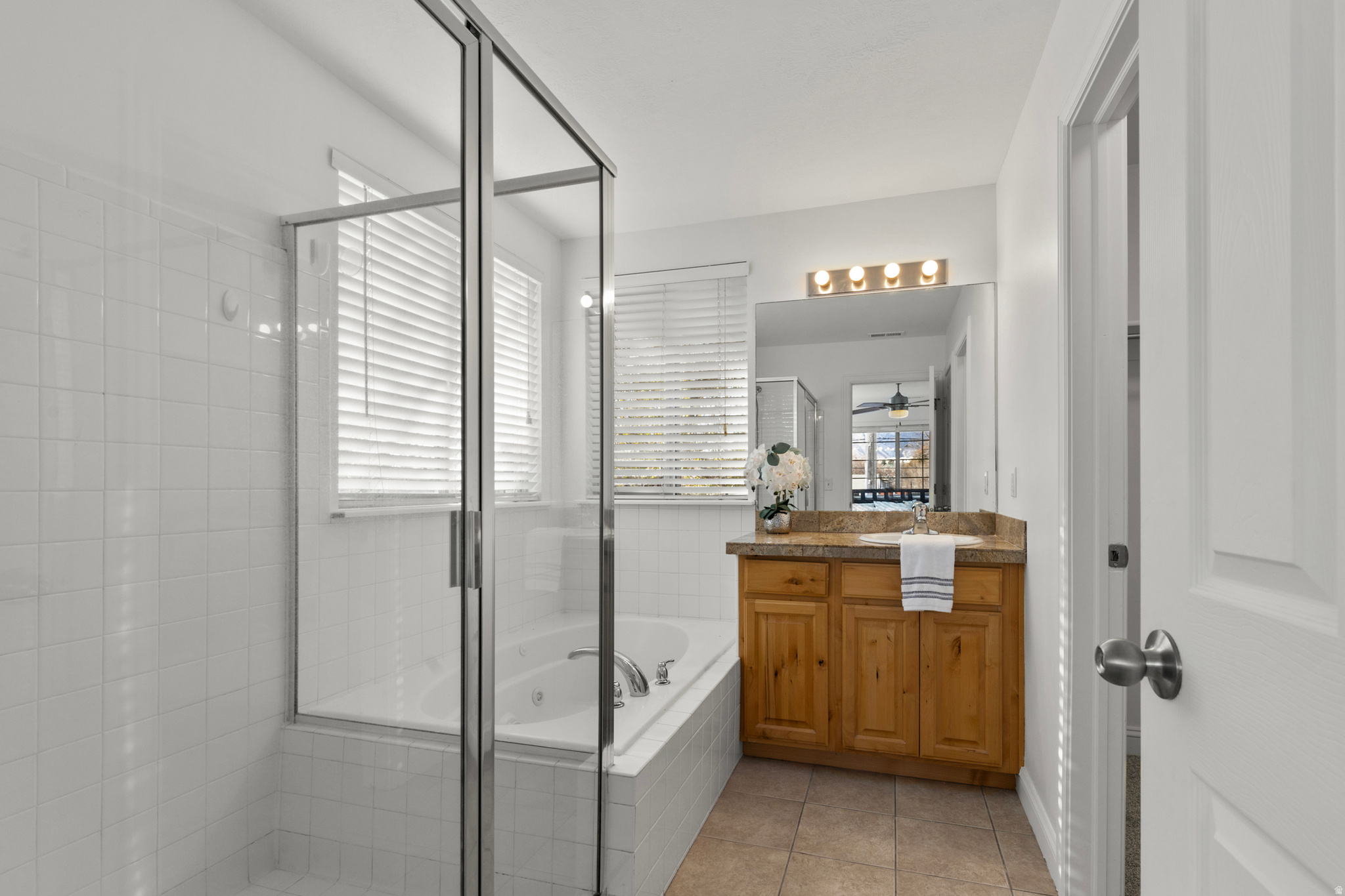 KACEY LYNN - Residential