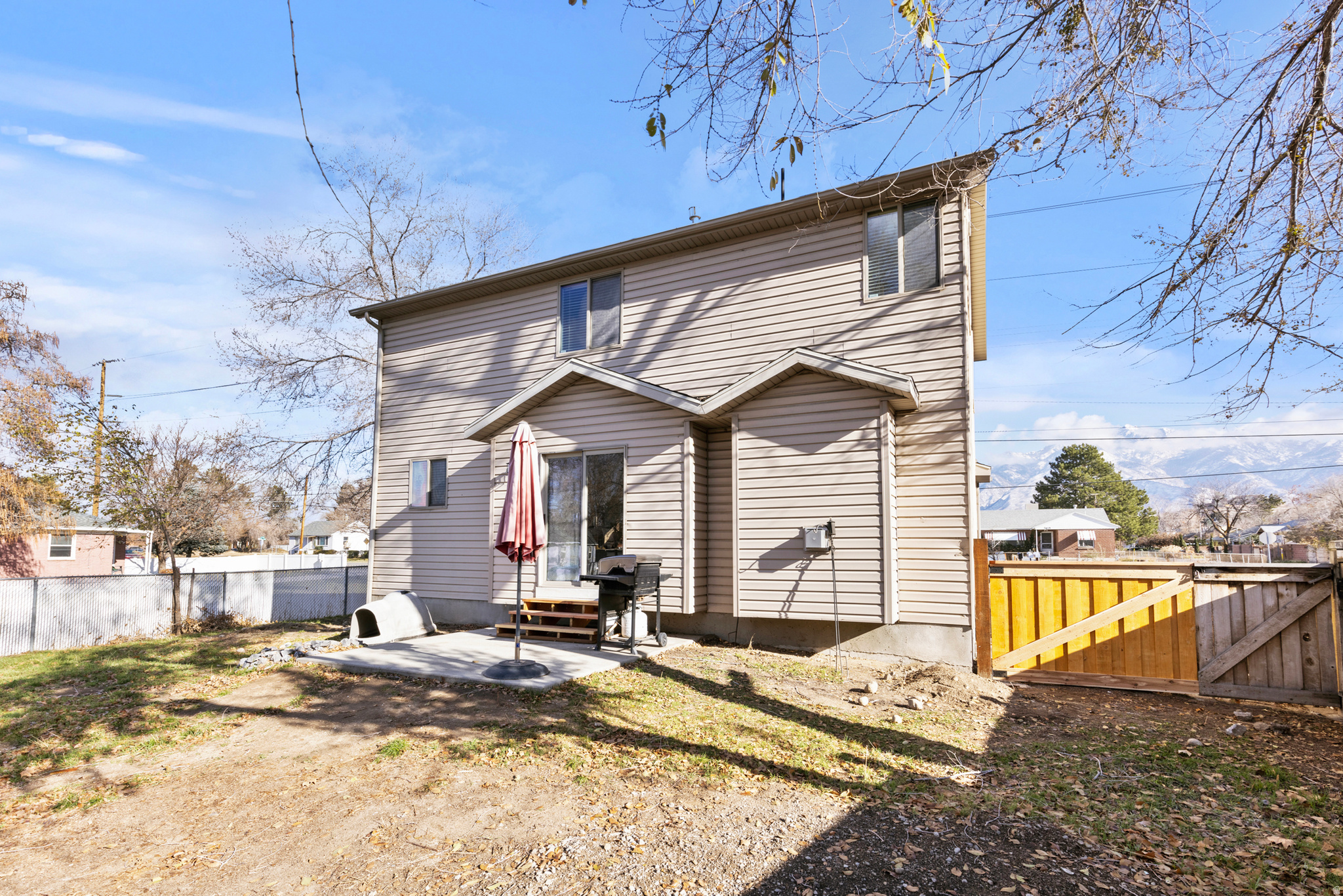 KACEY LYNN - Residential