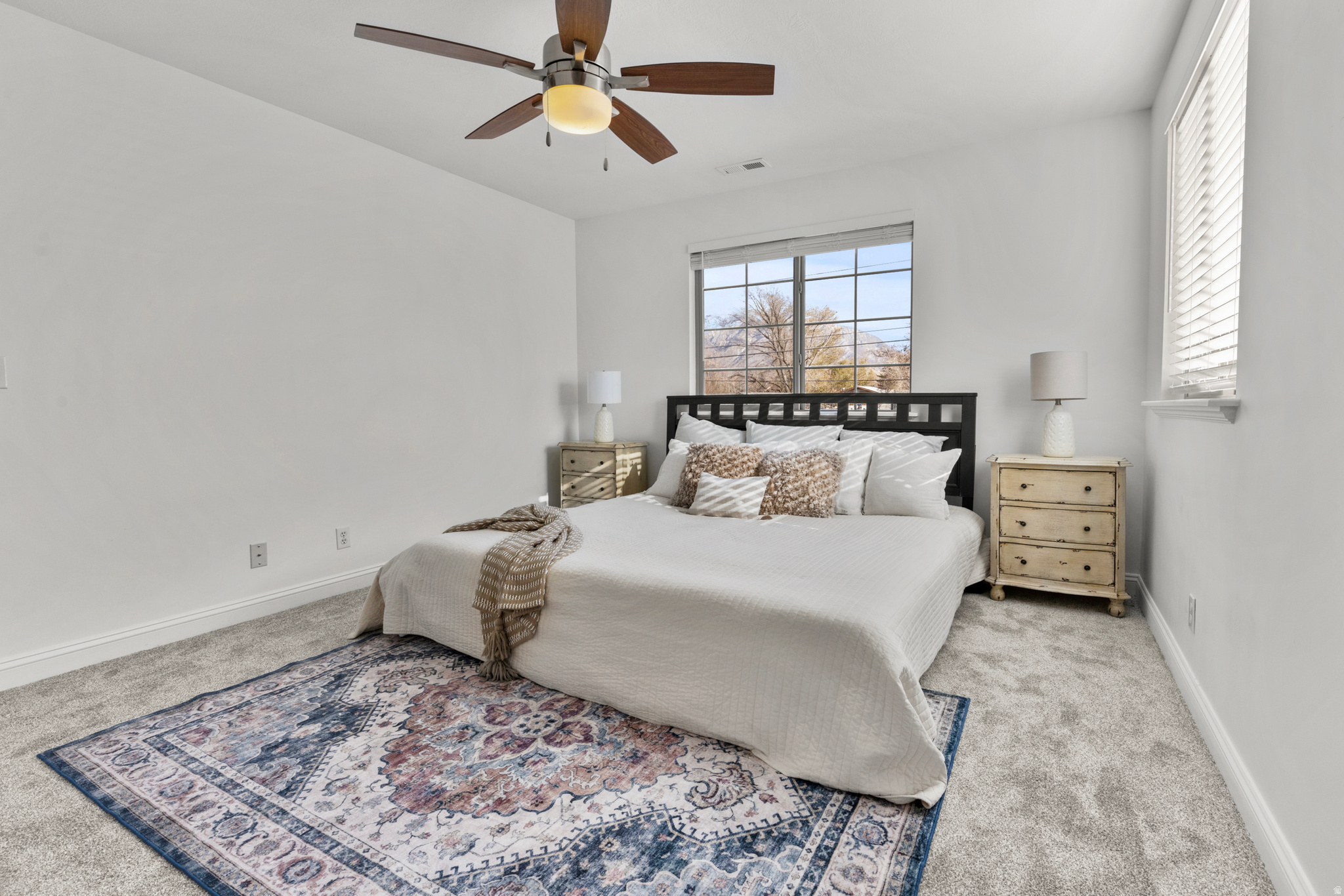 KACEY LYNN - Residential